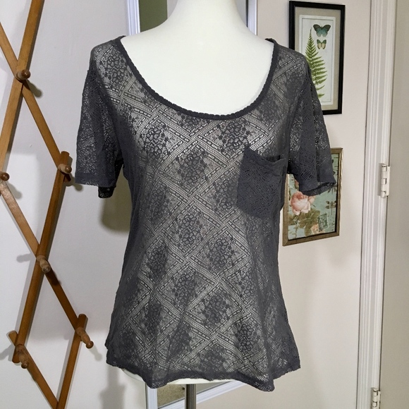 Kimchi Blue Tops - KIMCHI BLUE Lace Short Sleeve Blouse Size Large